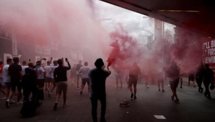 体育直播-毒品、入侵、暴力……盎撒暴民将国耻骚乱变英超常态